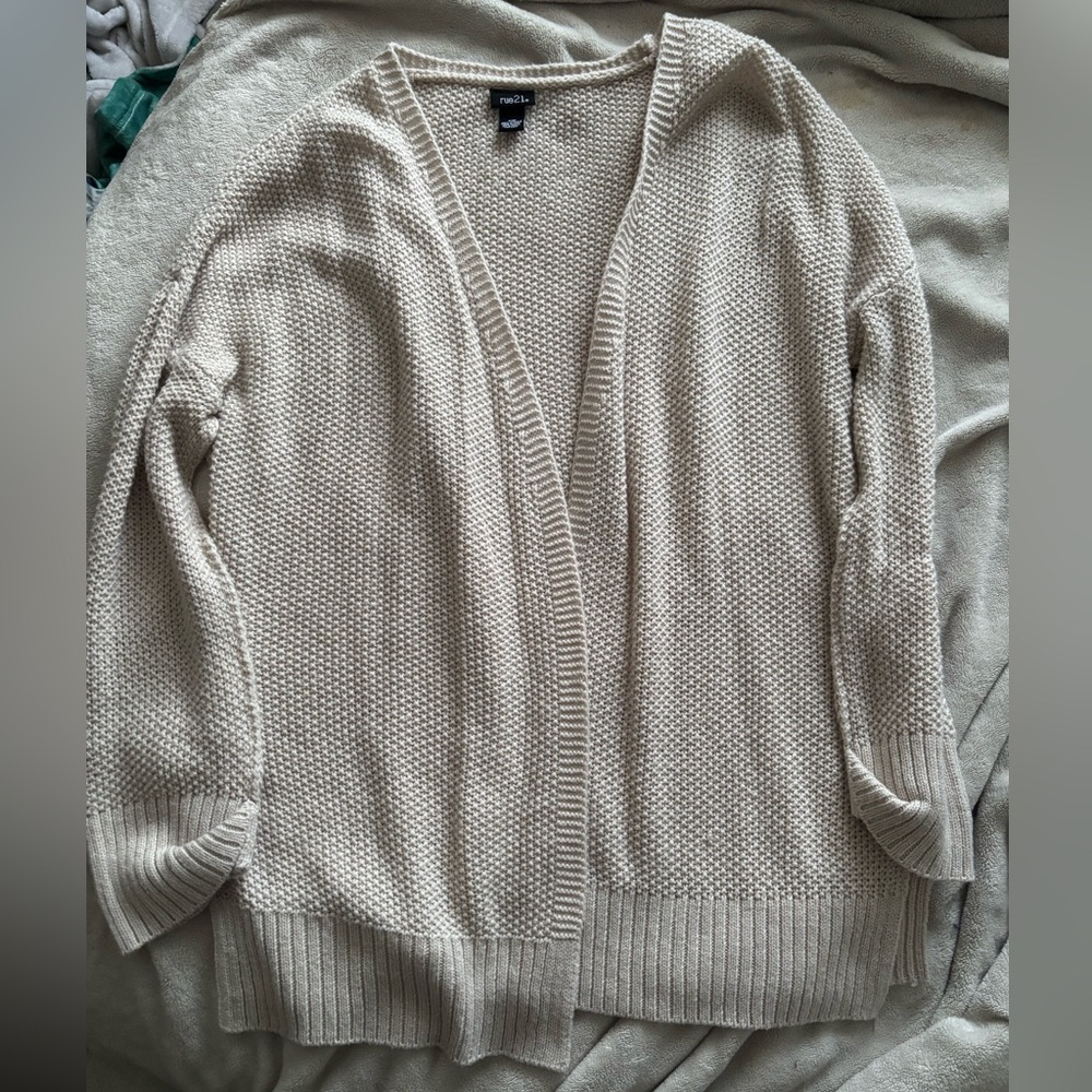 Rue21 Cream Textured Cardigan